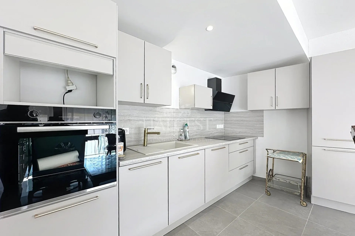 Luxury Apartment for sale in Beausoleil, 849 000 €, Photo 3