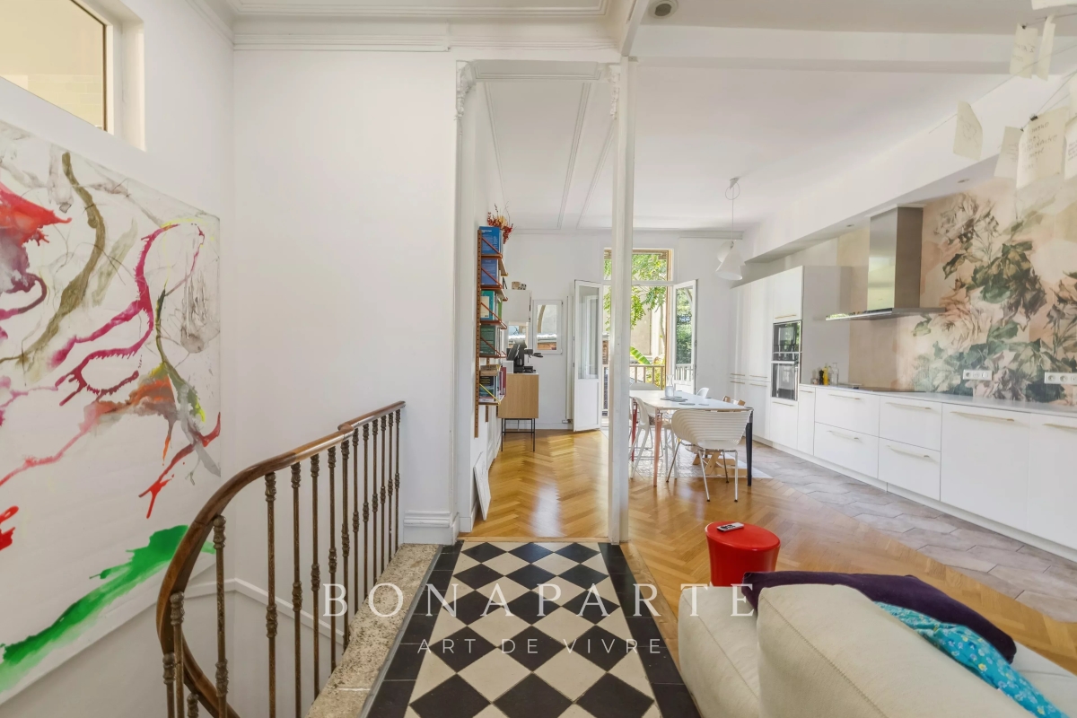 Maison de luxe à vendre à Bordeaux, 750 000 €, Photo 3