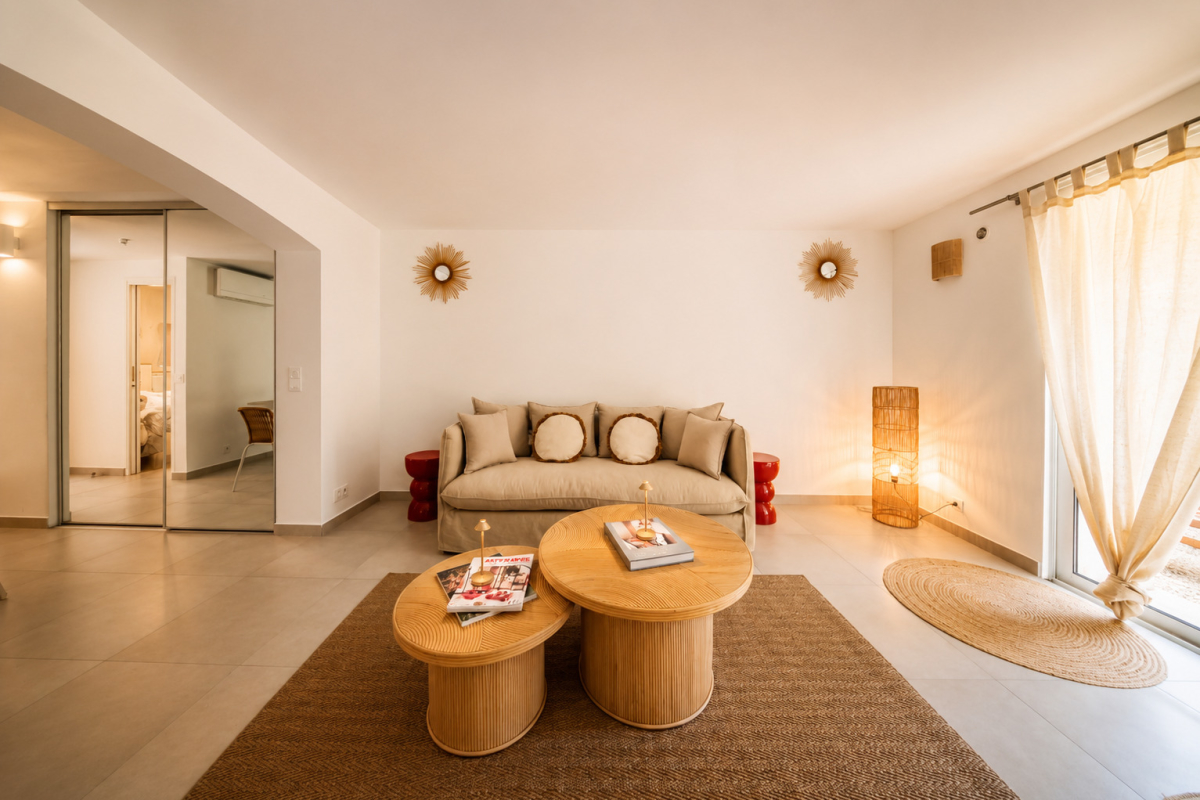 Luxury Apartment for sale in Saint-Tropez, 539 900 €, Photo 5