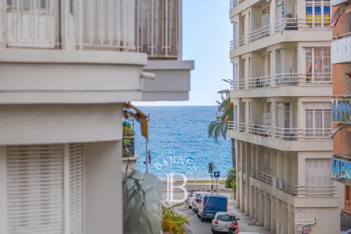 Luxury Apartment for sale in Nice, 795 000 €, Photo 2
