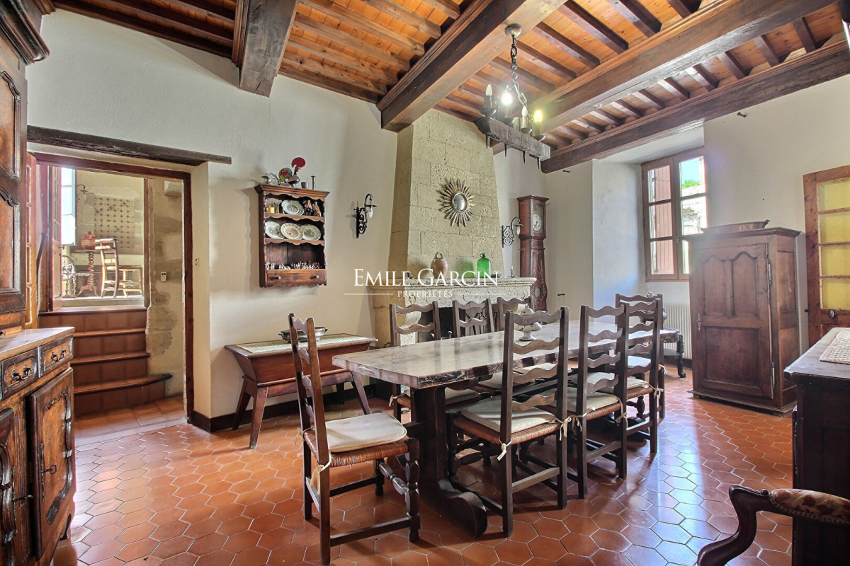 Maison de luxe à vendre à Uzès, 375 000 €, Photo 3