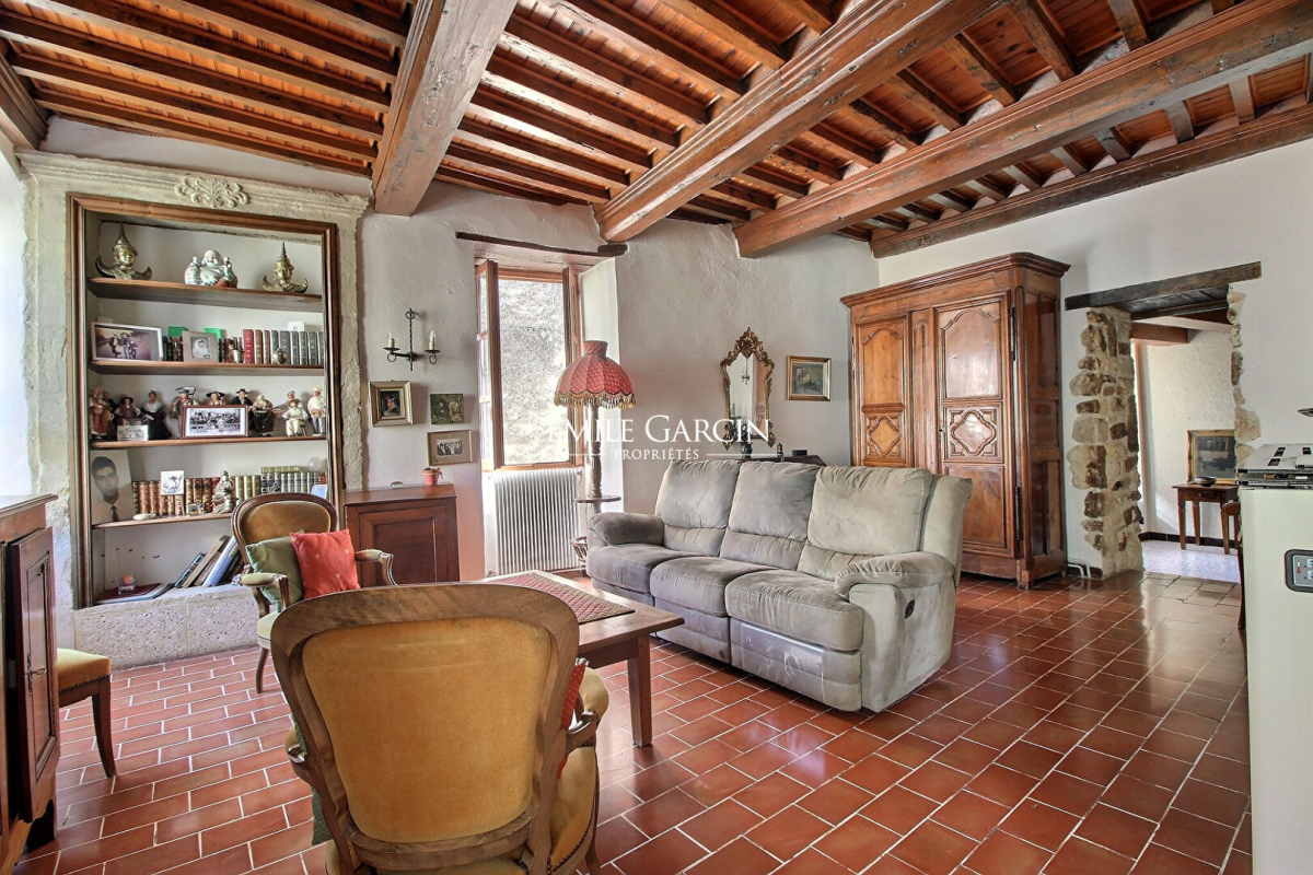 Maison de luxe à vendre à Uzès, 375 000 €, Photo 4