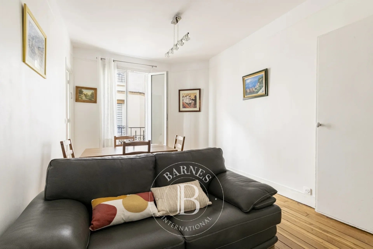 Luxury Apartment for sale in Paris 15ème, 437 000 €, Photo 4