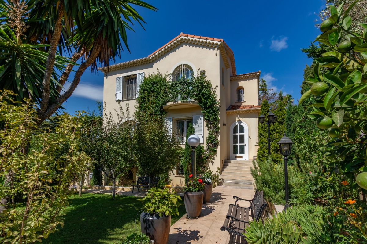 Maison de luxe à vendre à Cap d'Antibes, 2 950 000 €, Photo 4