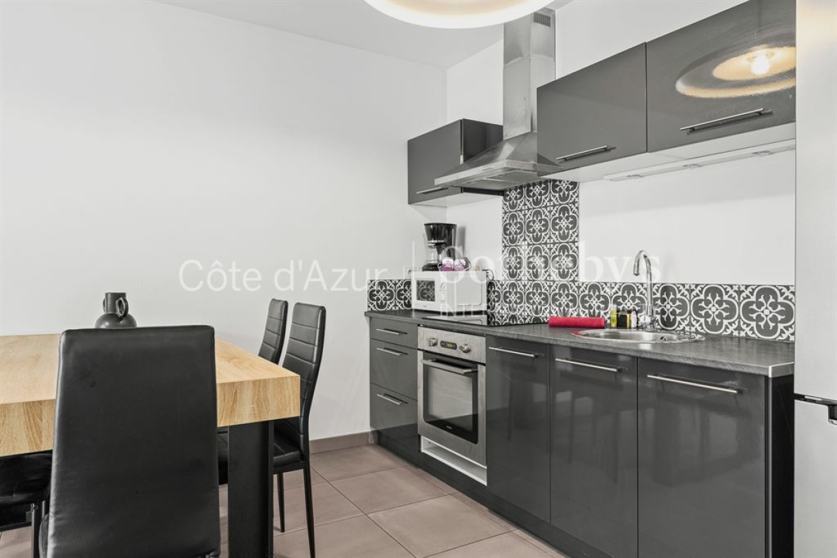 Luxury Apartment for sale in Nice, 360 000 €, Photo 7