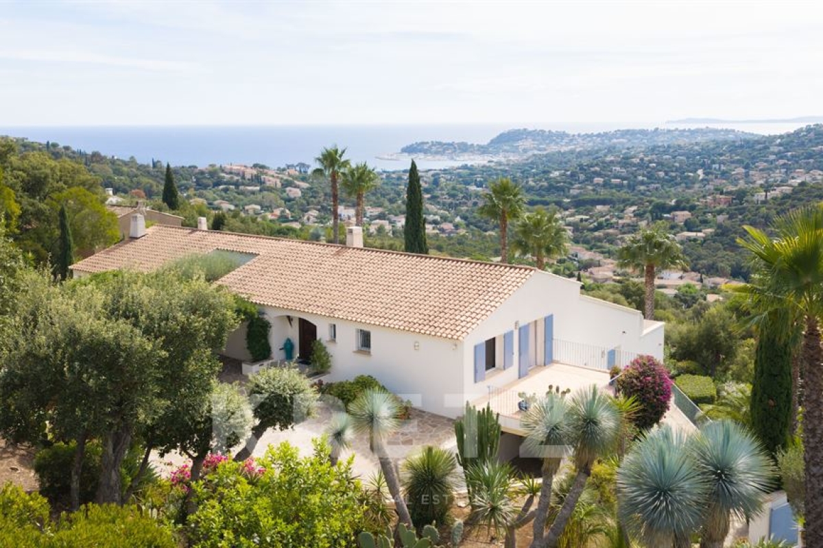 Luxury House for sale in Cavalaire-sur-Mer, 2 990 000 €, Photo 2