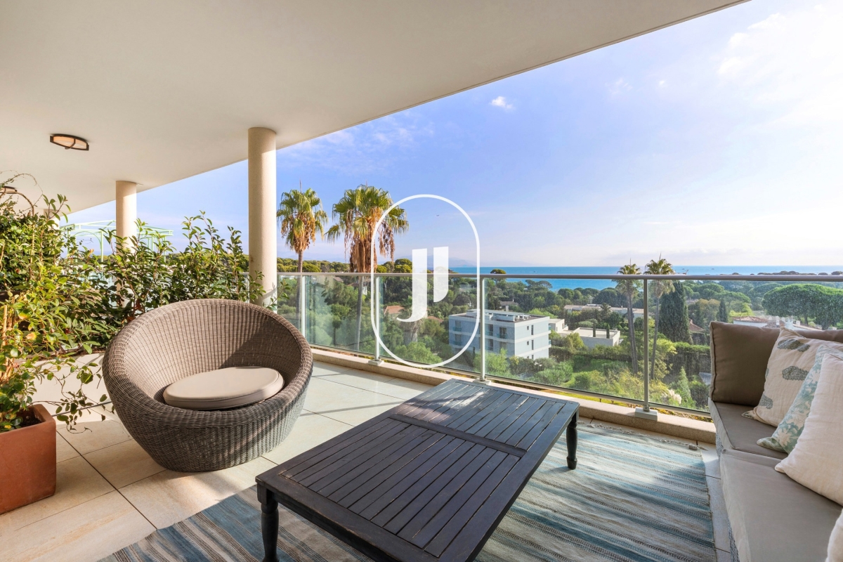 Luxury Apartment for sale in Antibes, 3 675 000 €, Photo 2