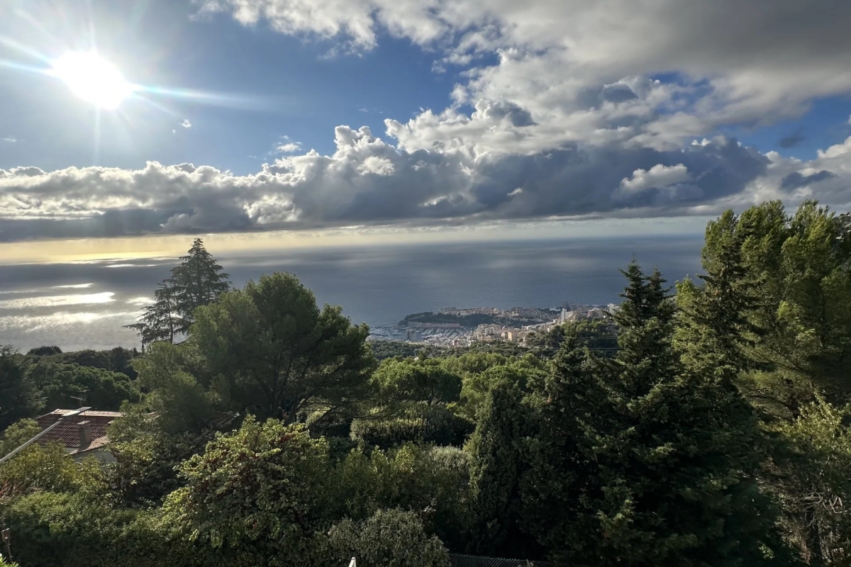 Luxury Apartment for sale in La Turbie, 785 000 €, Photo 3