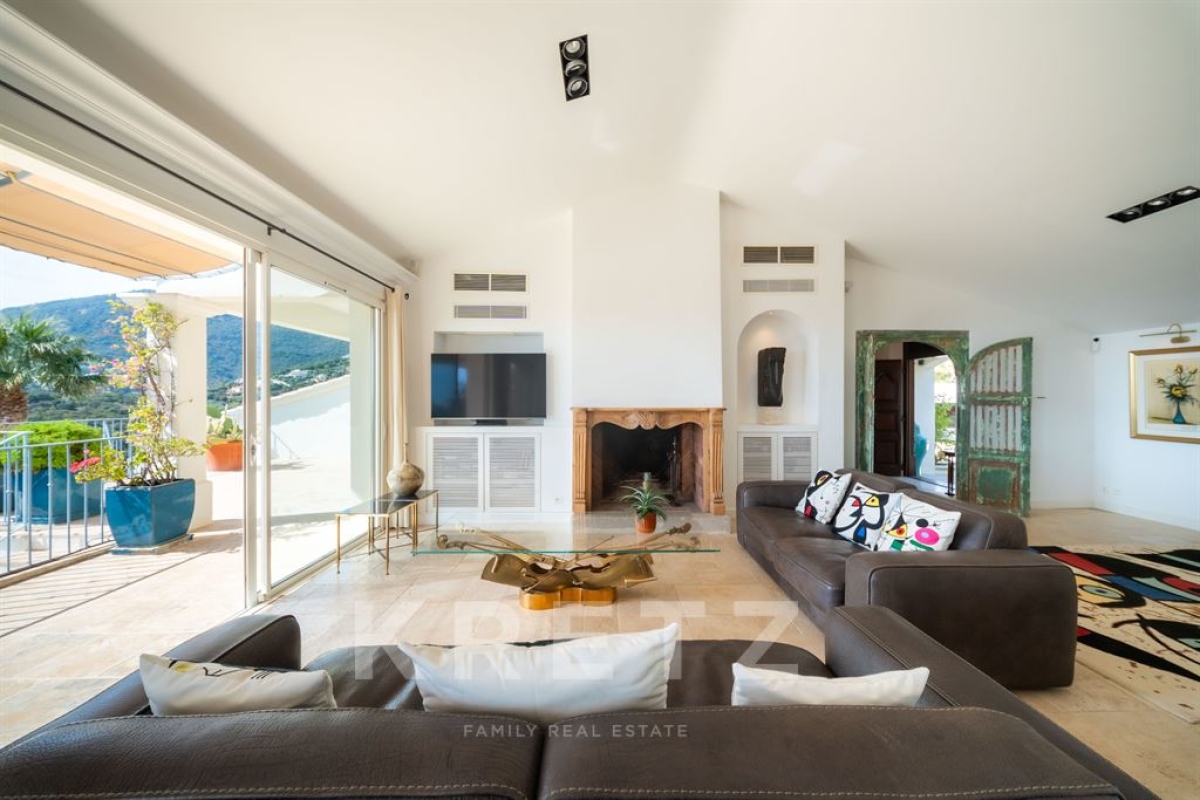 Luxury House for sale in Cavalaire-sur-Mer, 2 990 000 €, Photo 4