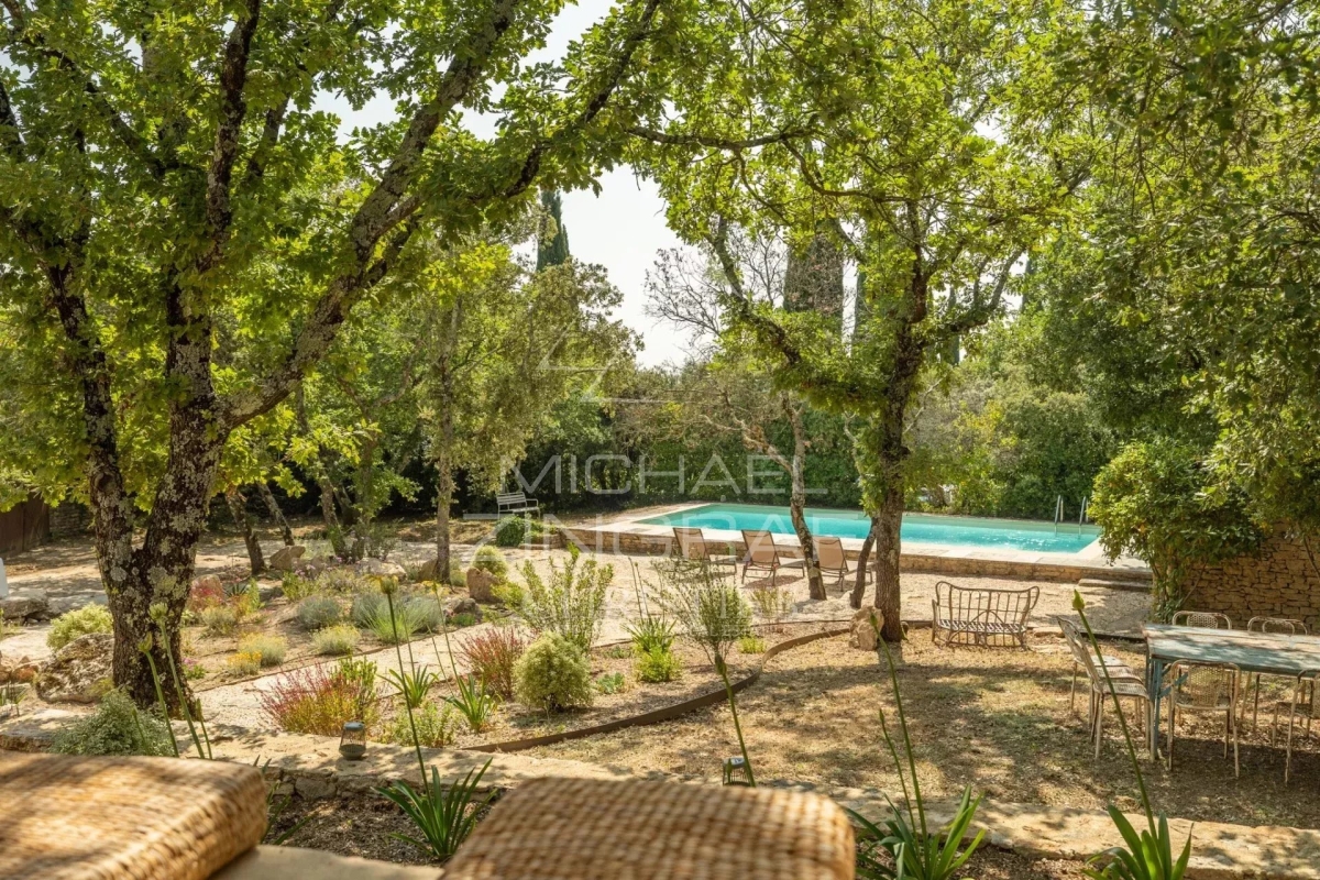 Luxury House for sale in Gordes, 1 300 000 €, Photo 4