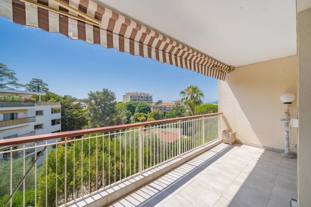 Appartement de luxe à vendre à Cannes, 375 000 €, Photo 3