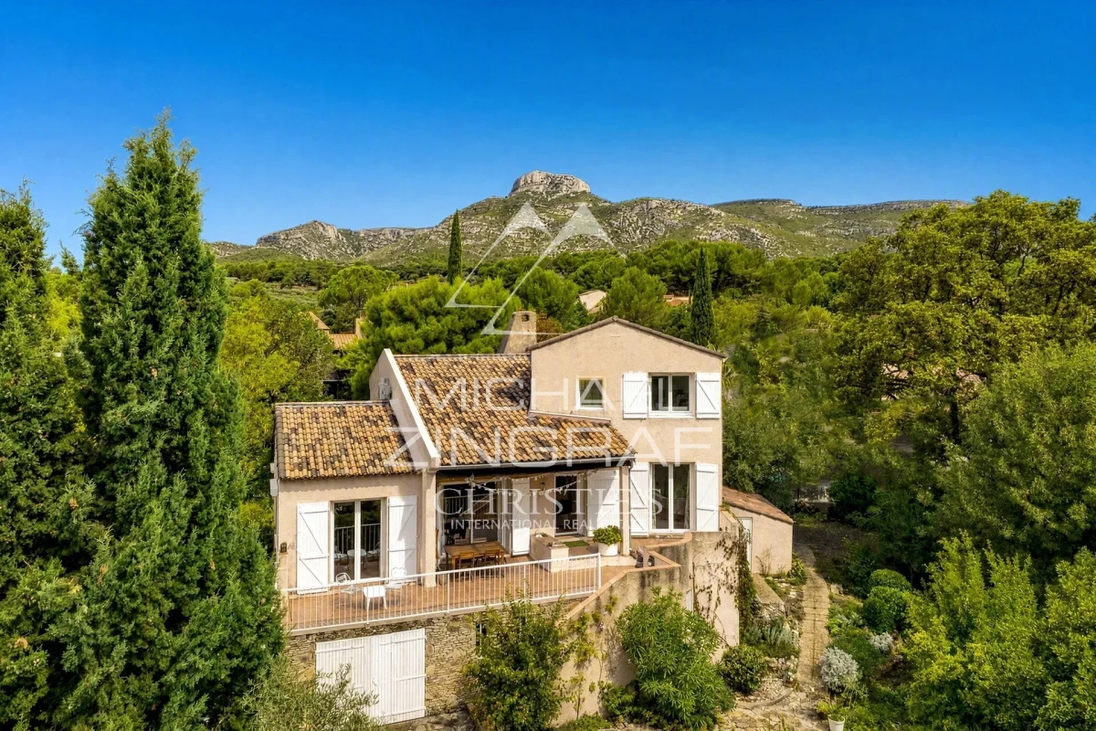 Maison de luxe à vendre à Aubagne, 645 000 €, Photo 2