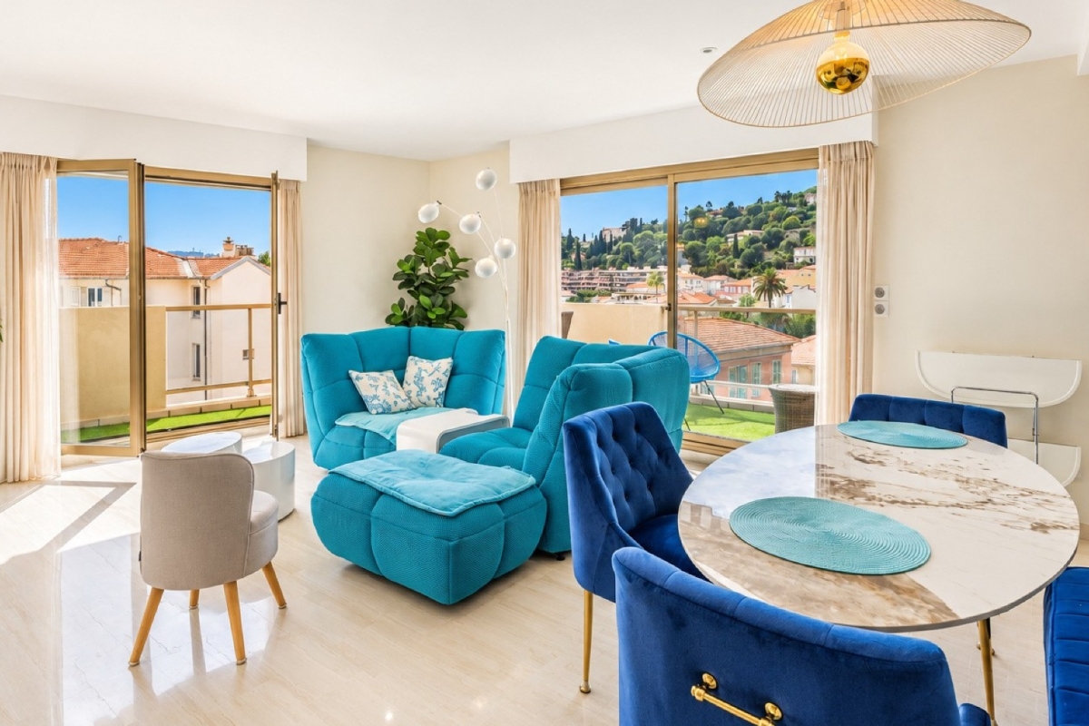 Luxury Apartment for sale in Beaulieu-sur-Mer, 990 000 €, Photo 2