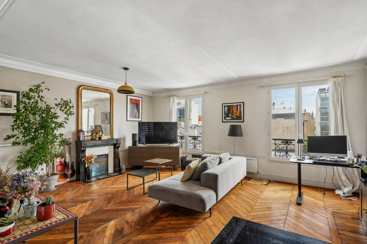 Appartement de luxe à vendre à Paris 10ème, 660 000 €, Photo 2