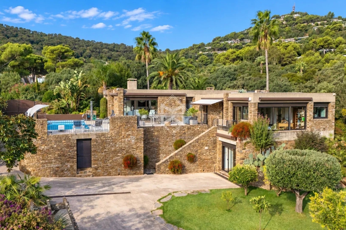 Luxury House for sale in Bormes-les-Mimosas, 3 730 000 €, Photo 2