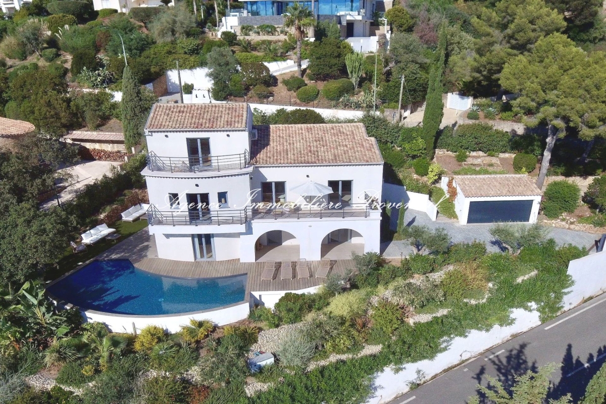 Maison de luxe à vendre à Roquebrune-sur-Argens, 2 490 000 €, Photo 2