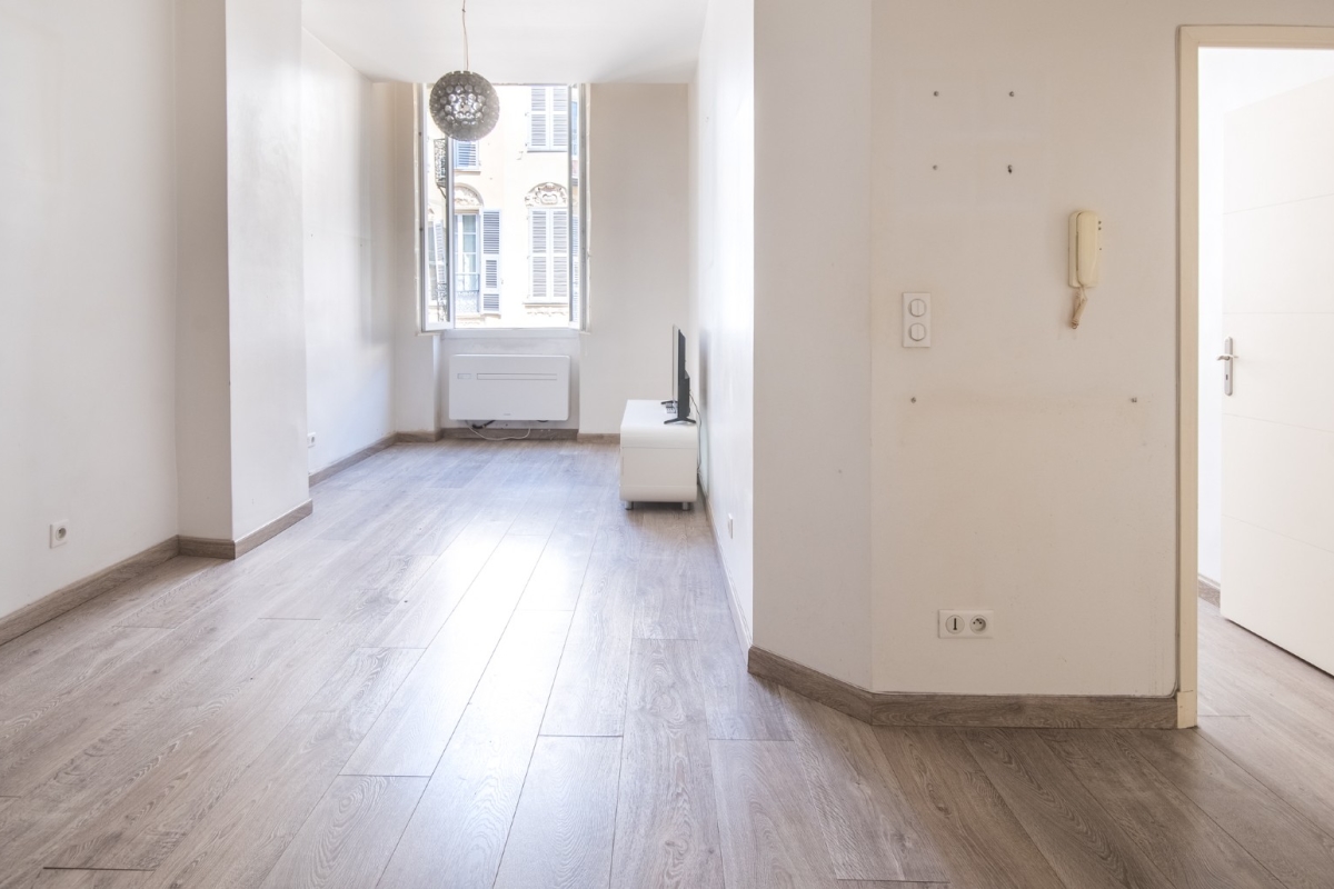 Luxury Apartment for sale in Nice, 445 000 €, Photo 3