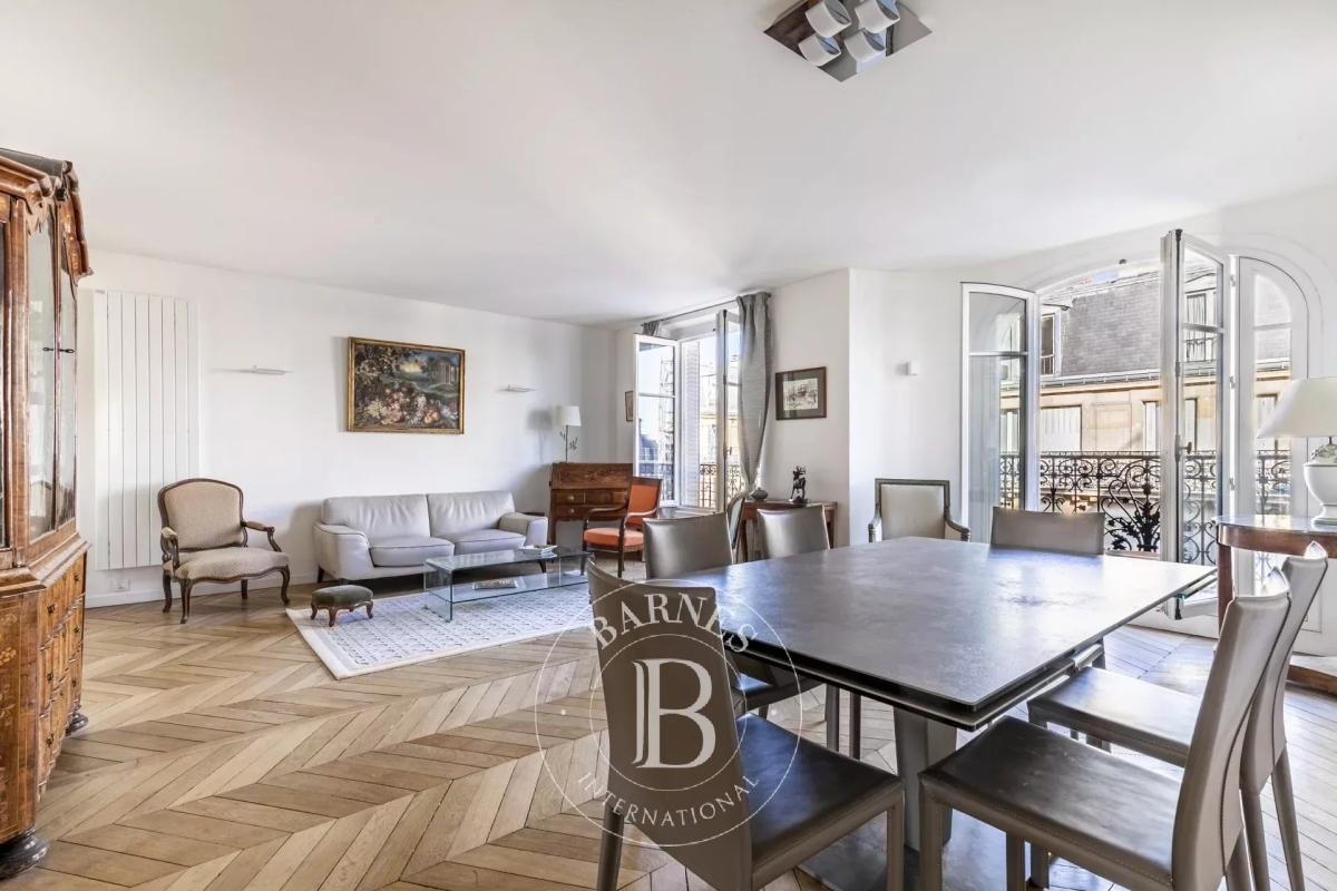 Luxury Apartment for sale in Paris 15ème, 1 260 000 €, Photo 4