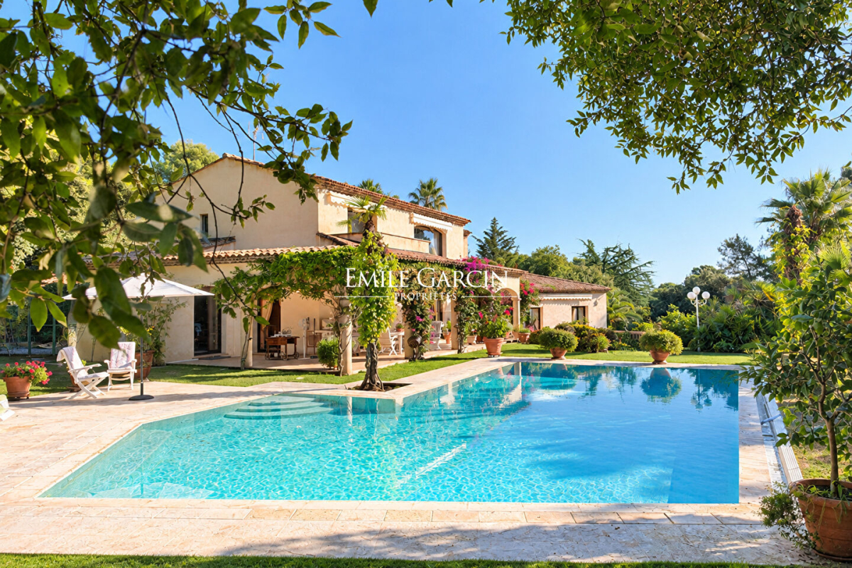 Maison de luxe à vendre à Mougins, 3 600 000 €, Photo 1