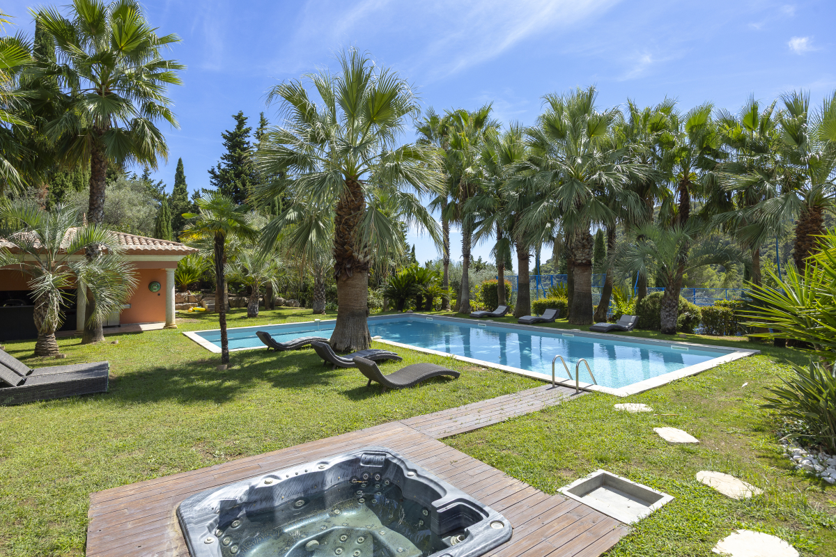 Luxury House for sale in Grasse, 4 500 000 €, Photo 2