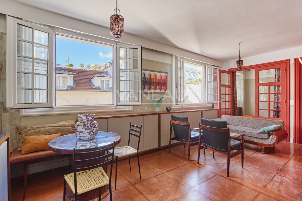 Luxury Apartment for sale in Paris 7ème, 844 000 €, Photo 2