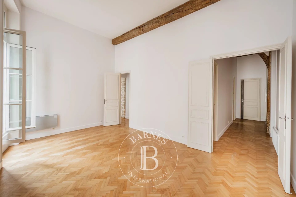 Luxury Apartment for sale in Paris 3ème, 1 560 000 €, Photo 3