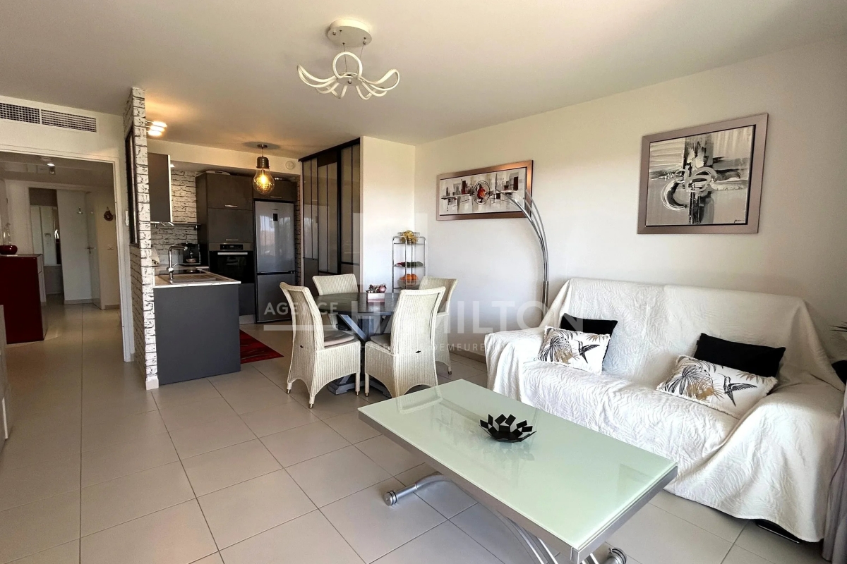 Appartement de luxe à vendre à Antibes, 489 900 €, Photo 4