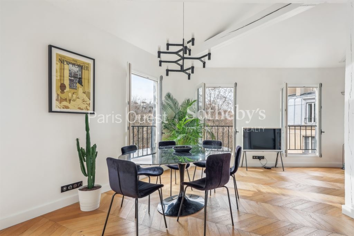 Appartement de luxe à vendre à Paris 7ème, 1 150 000 €, Photo 2