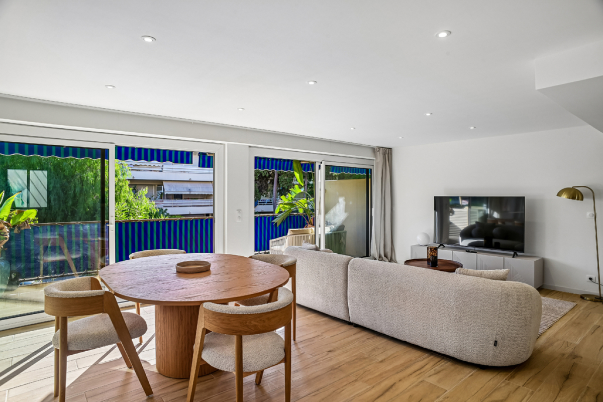 Appartement de luxe à vendre à Cannes, 1 090 000 €, Photo 2