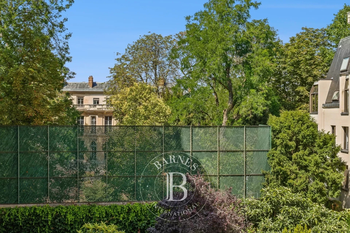 Luxury Apartment for sale in Paris 7ème, 2 300 000 €, Photo 2