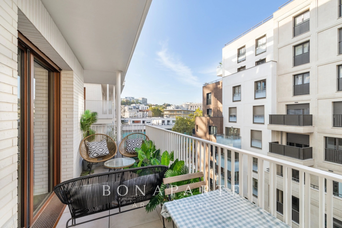 Luxury Apartment for sale in Issy-les-Moulineaux, 760 000 €, Photo 3