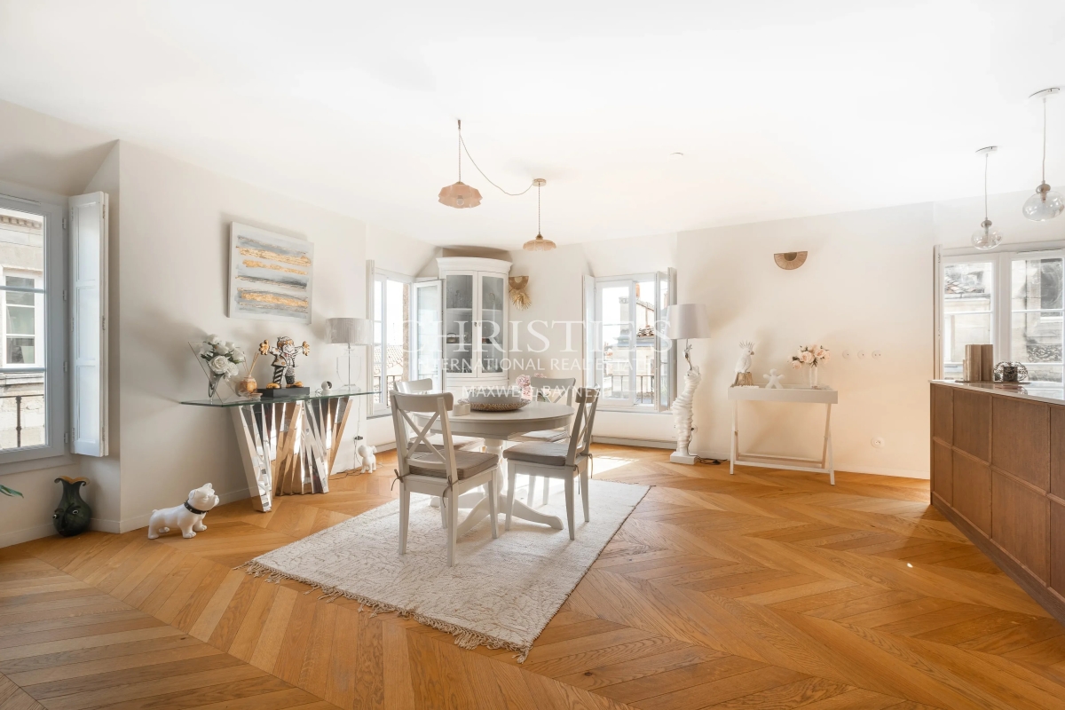 Luxury Apartment for sale in Bordeaux, 699 000 €, Photo 4