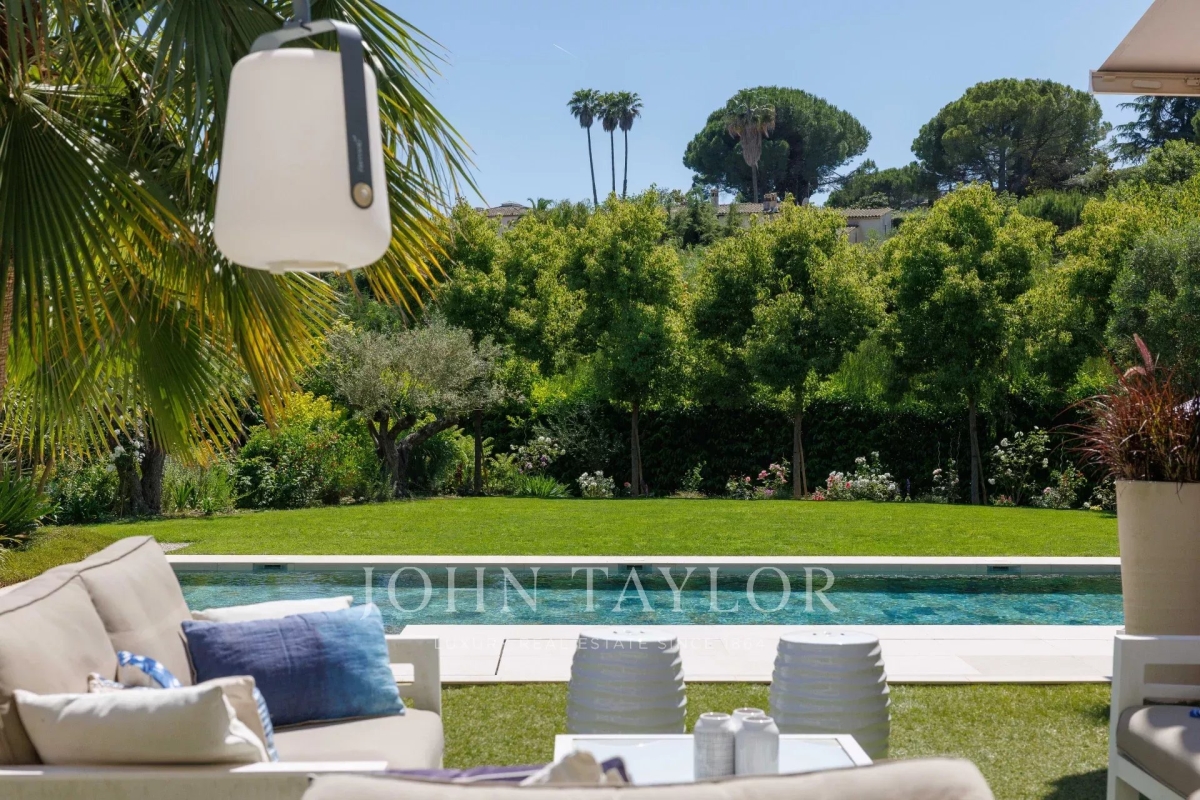 Luxury House for sale in Saint-Paul-de-Vence, 2 790 000 €, Photo 5