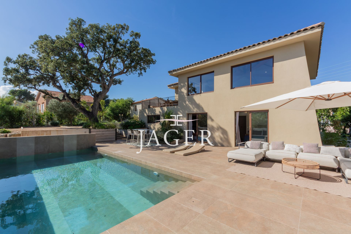 Luxury House for sale in Saint-Aygulf, 1 490 000 €, Photo 2