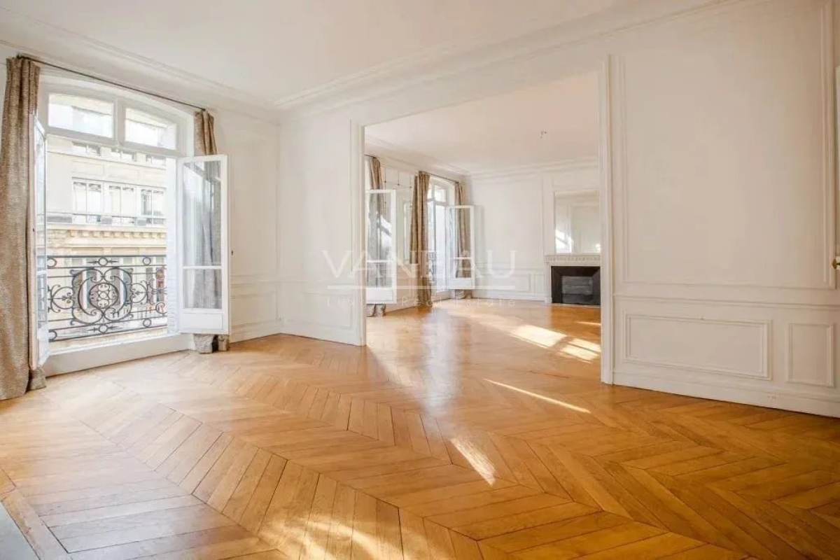 Luxury Apartment for sale in Paris 7ème, 4 264 000 €, Photo 3