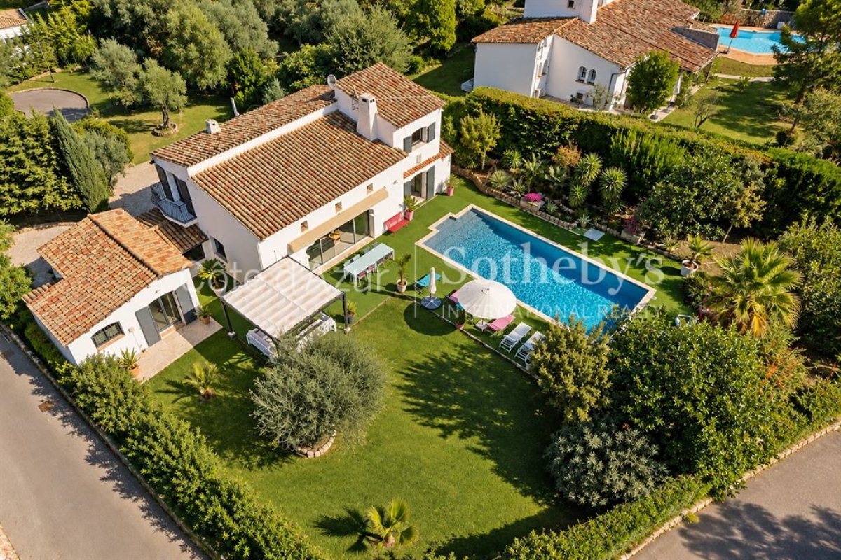 Maison de luxe à vendre à Mougins, 1 550 000 €, Photo 2