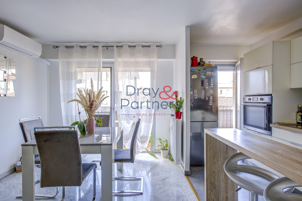 Appartement de luxe à vendre à Nice, 299 000 €, Photo 2