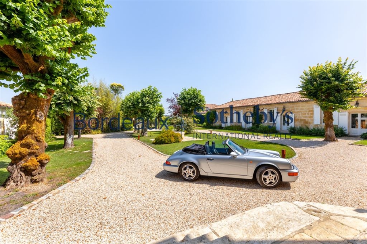 Maison de luxe à vendre à Bordeaux, 2 495 000 €, Photo 2