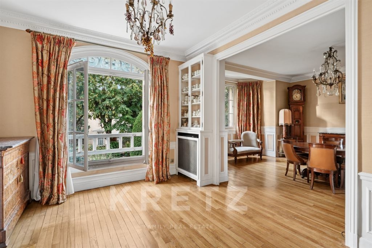 Maison de luxe à vendre à Saint-Cloud, 1 800 000 €, Photo 2