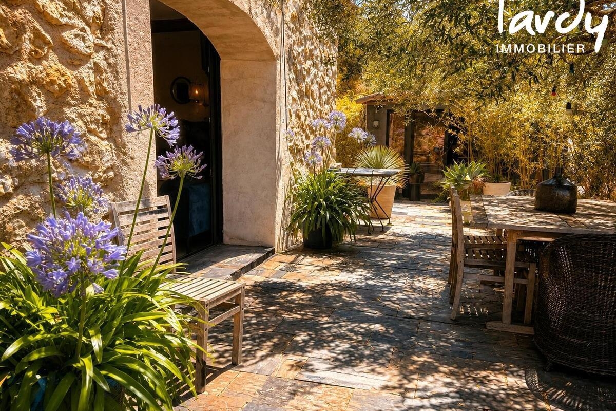 Maison de luxe à vendre à La Cadière-d'Azur, 1 569 000 €, Photo 1