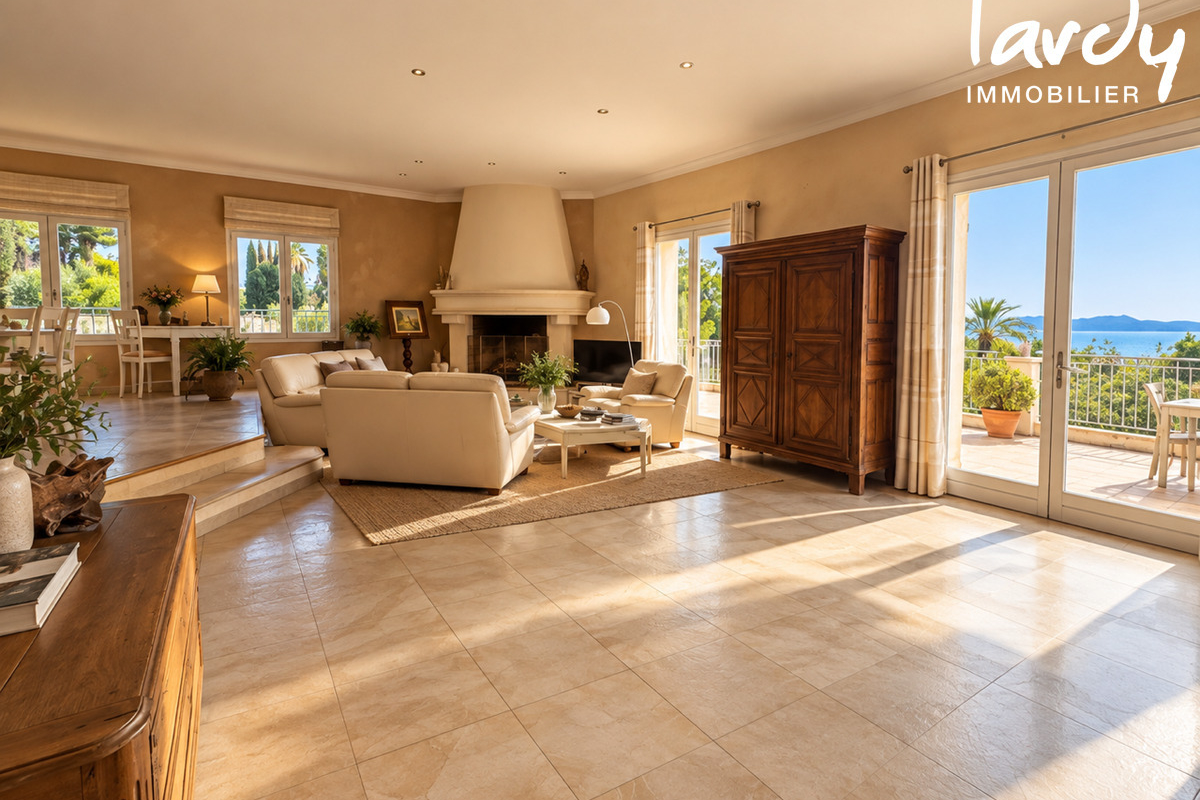 Maison de luxe à vendre à Carqueiranne, 1 950 000 €, Photo 6