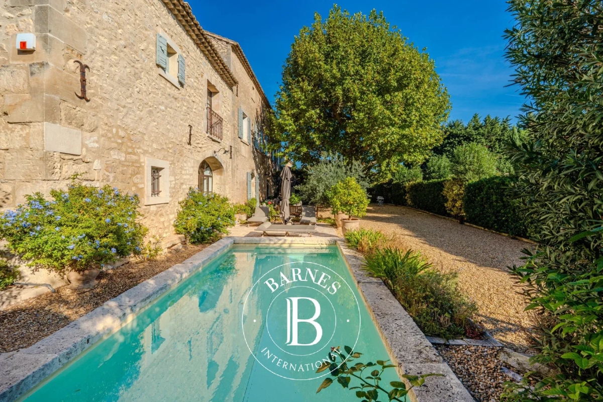 Maison de luxe à vendre à Paradou, 2 480 000 €, Photo 2