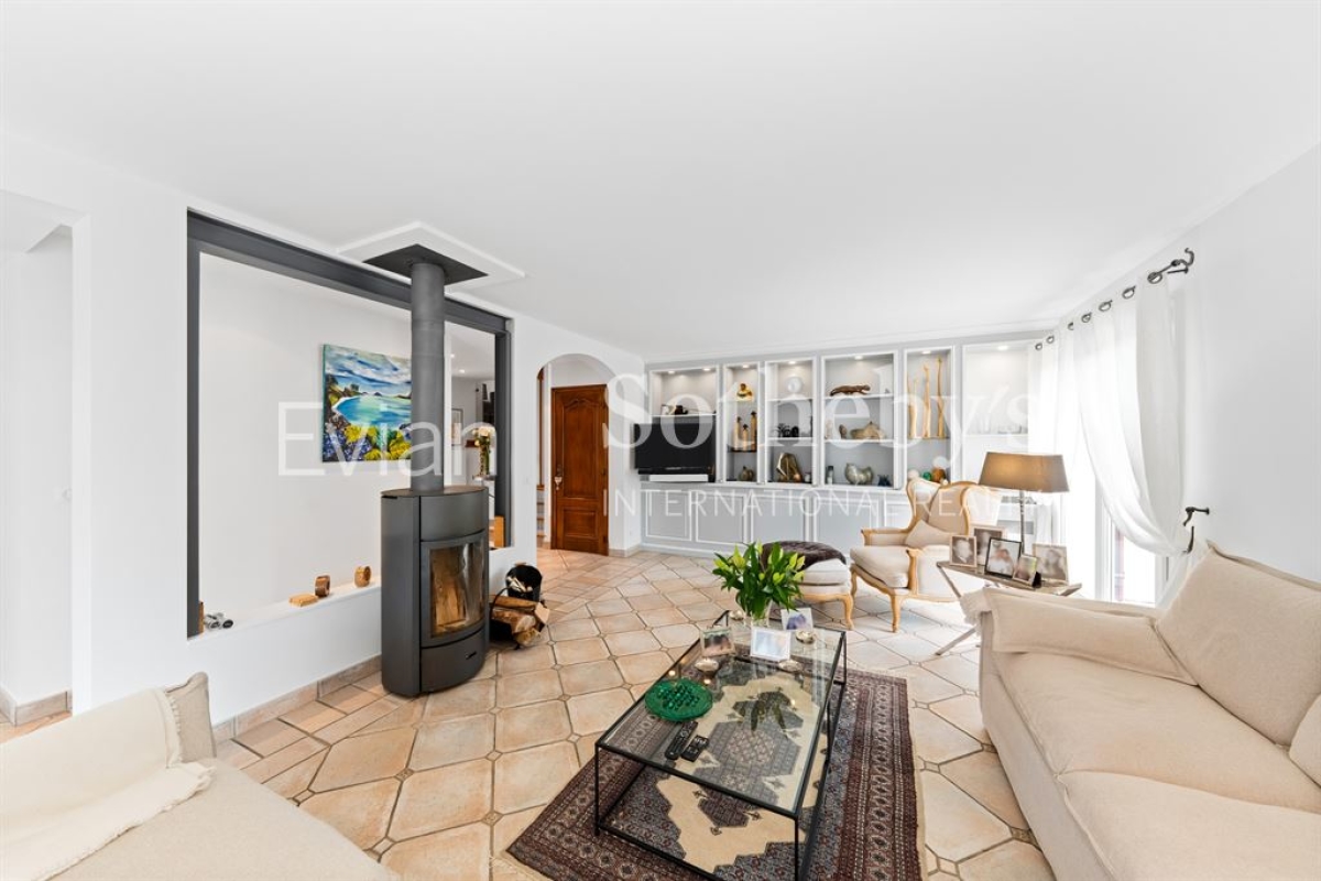 Maison de luxe à vendre à Neuvecelle, 940 000 €, Photo 7