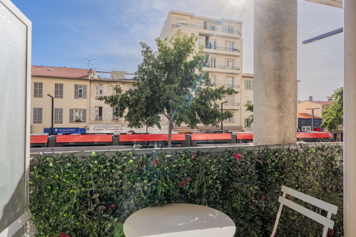 Appartement de luxe à vendre à Nice, 195 000 €, Photo 3