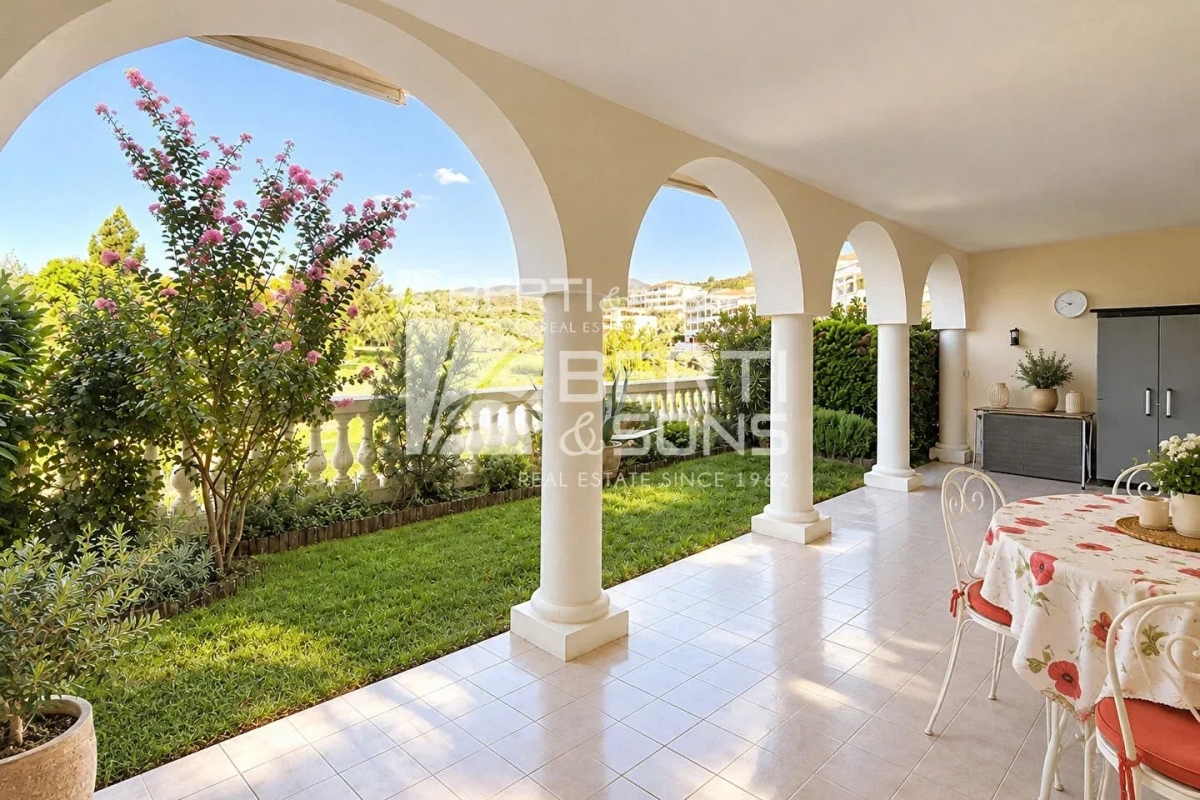 Appartement de luxe à vendre à Mandelieu-la-Napoule, 350 000 €, Photo 2