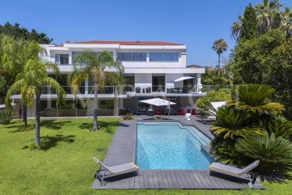 Maison de luxe à louer à Cannes, 12 000 €, Photo 1