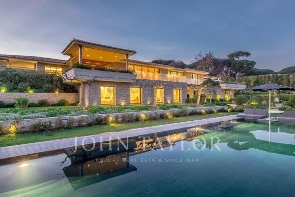 Luxury House for rental in Saint-Tropez, 75 000 €, Photo 1