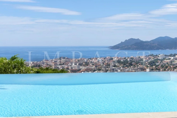 Maison de luxe à louer à Cannes, 17 000 €, Photo 1