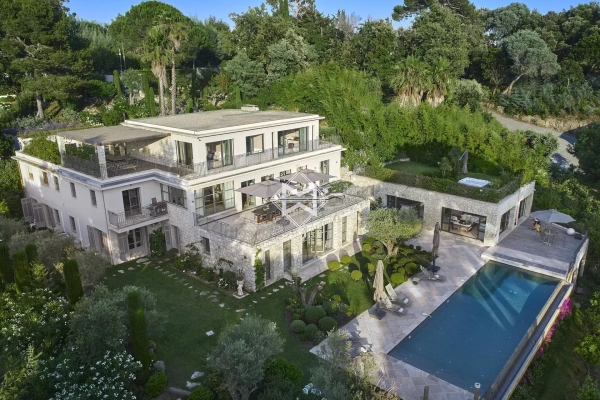Luxury House for rental in Cannes, 31 500 €, Photo 1