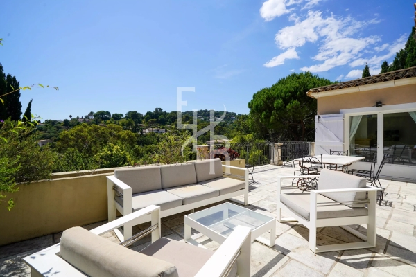 Maison de luxe à vendre à Mougins, 2 300 000 €, Photo 2